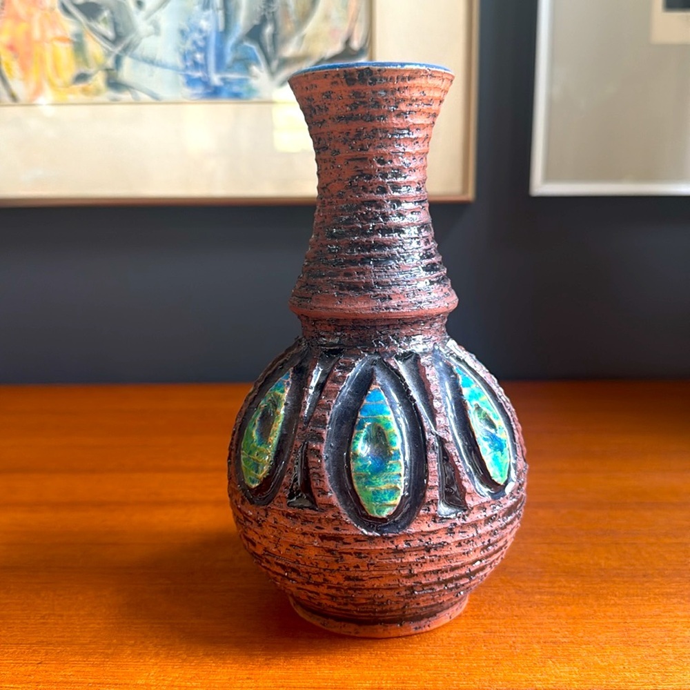Retro Mcm vintage ceramic vase design signed Ninnie  pottery made in Sweden